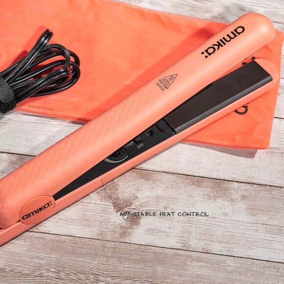 Amika Ceramic Hair Straightener - Limited Edition - 1.25 inch - Picture 1 of 7